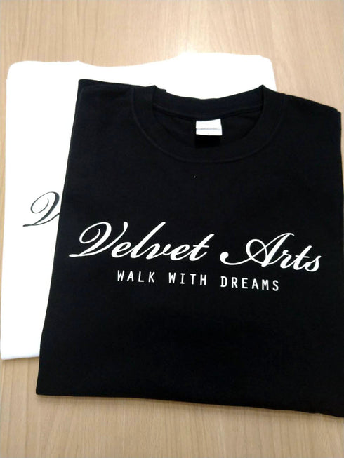 ロングTシャツ(筆記体ロゴ)